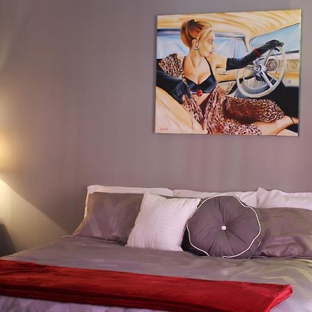 Lux Rooms Wallace Δωμάτιο φωτογραφία