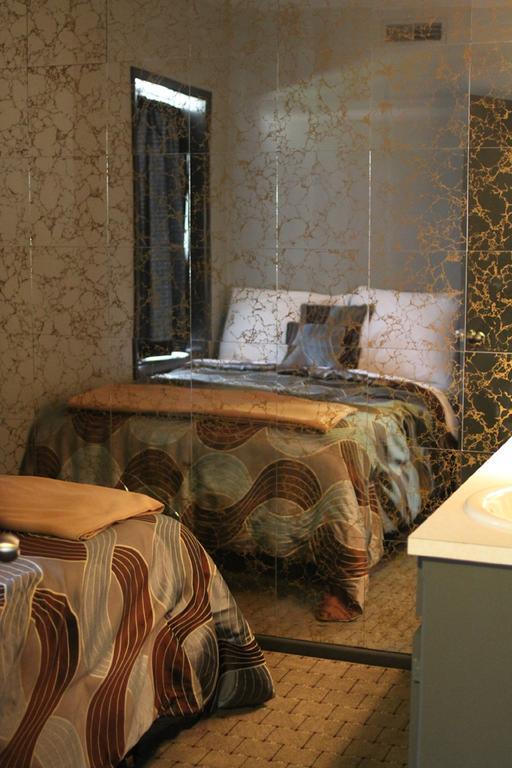 Lux Rooms Wallace Δωμάτιο φωτογραφία