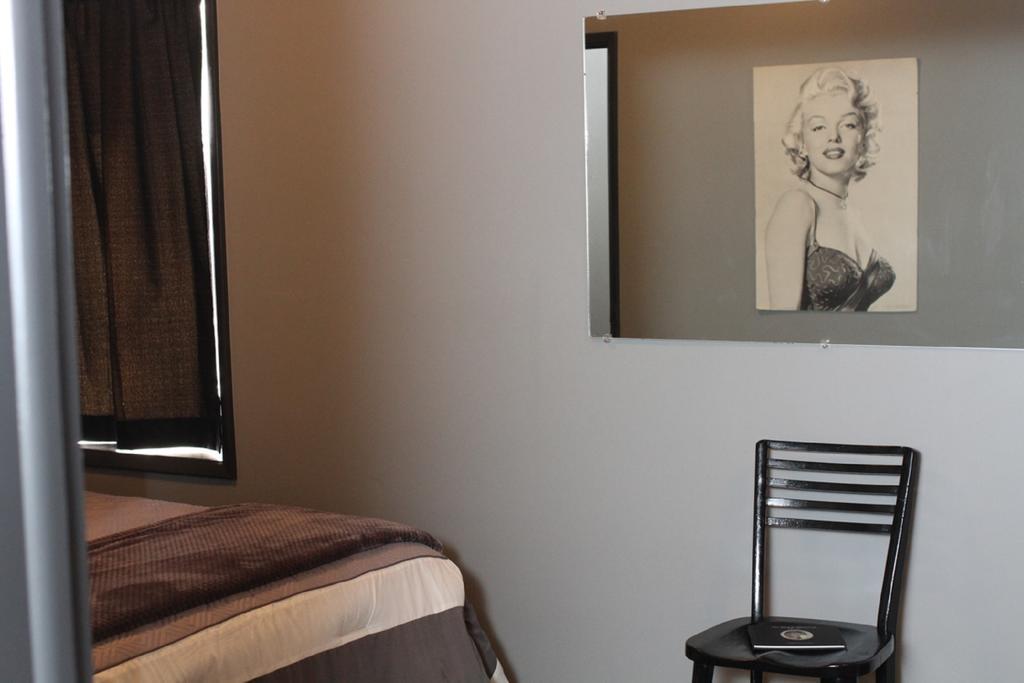 Lux Rooms Wallace Εξωτερικό φωτογραφία